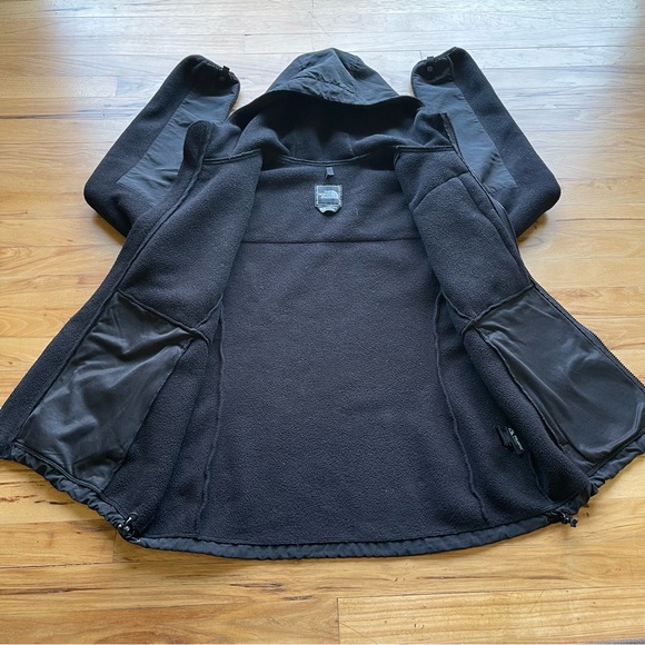 North Face Denali Jacket - Picture 9 of 12